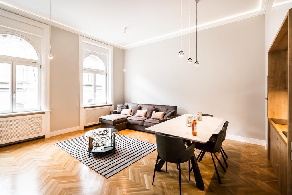Bpr Opera Lux Treasure Apartmán *